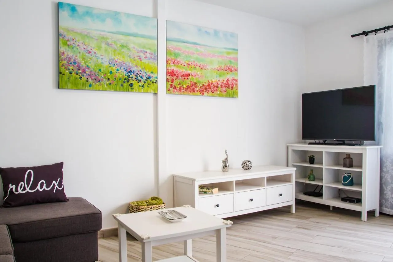 La Vega De Mary Apartment Arrecife